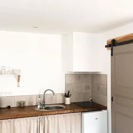 Studio Barcelonnette, 1 Piece, 2 Personnes - Fr-1-691-65 Барселоннет